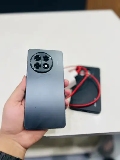 One Plus Ace5 13R 12/256 Pta Approved
